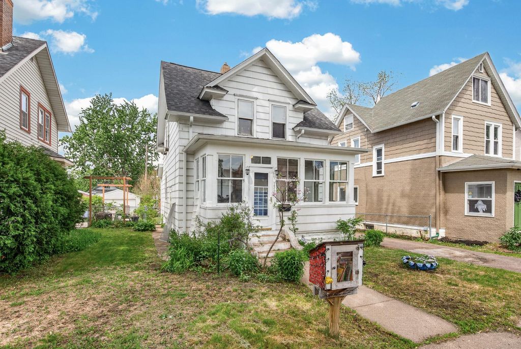 Photo of 1363 Thomas Avenue, Saint Paul, MN 55104 (MLS # 7024735)