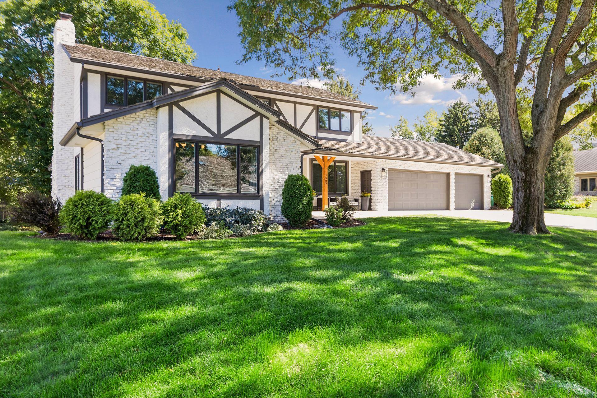 7505 Hyde Park Drive