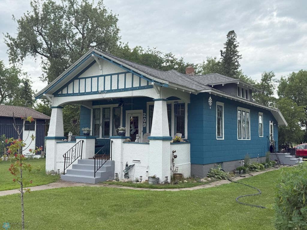 Photo of 209 Lincoln Avenue NE, Twin Valley, MN 56584 (MLS # 6746254)