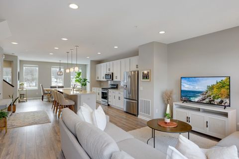645 Satori Way Chaska MN 55318