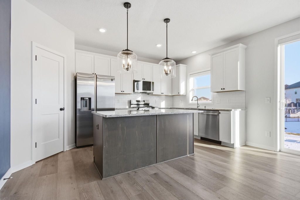 Photo of 11725 35th Street N, Lake Elmo, MN 55042 (MLS # 7020157)