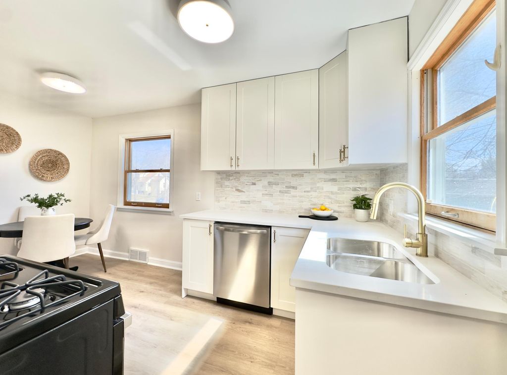 Photo of 6705 Sheridan Avenue S, Richfield, MN 55423 (MLS # 7046947)