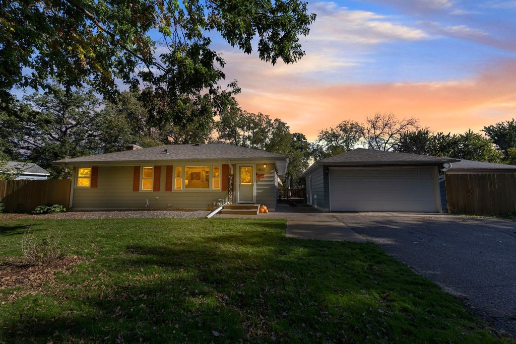 Photo of 11832 Crawford Road W, Hopkins, MN 55343 (MLS # 7008937)