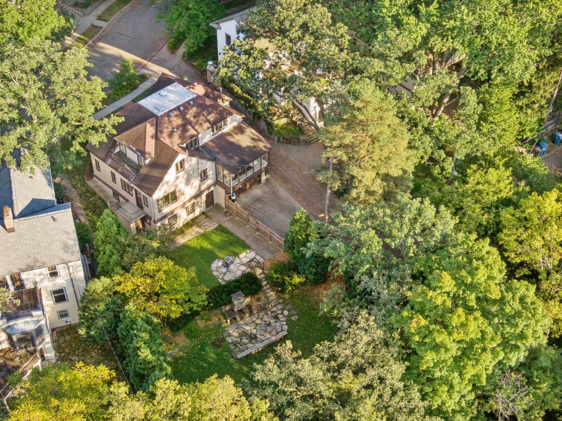 5324 Russell Avenue S