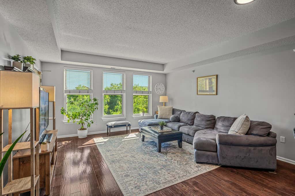 Photo of 515 N 1st St ST #405, Minneapolis, MN 55401 (MLS # 7131424)