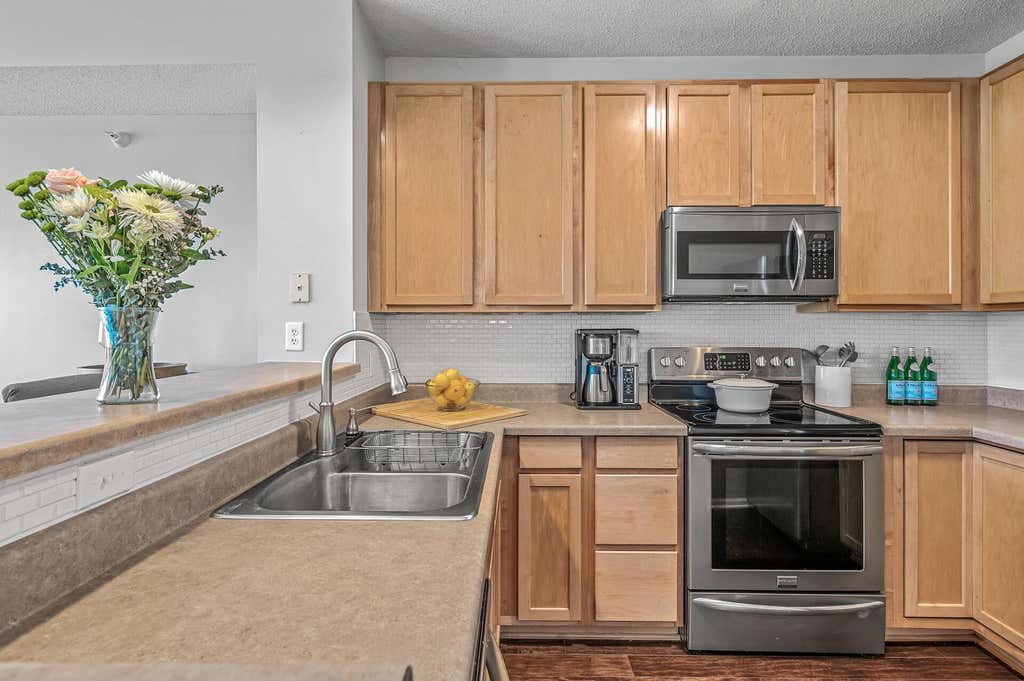 Photo of 515 N 1st St ST #405, Minneapolis, MN 55401 (MLS # 7131424)