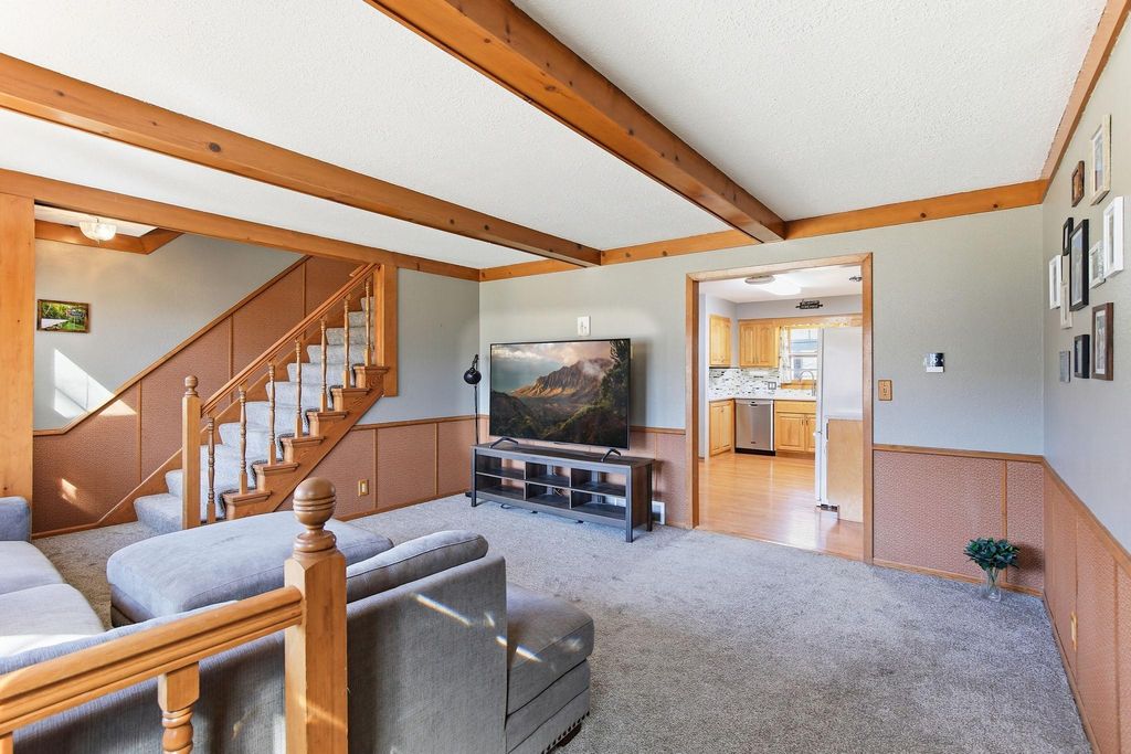 Photo of 810 5th Street W, Hastings, MN 55033 (MLS # 7042197)