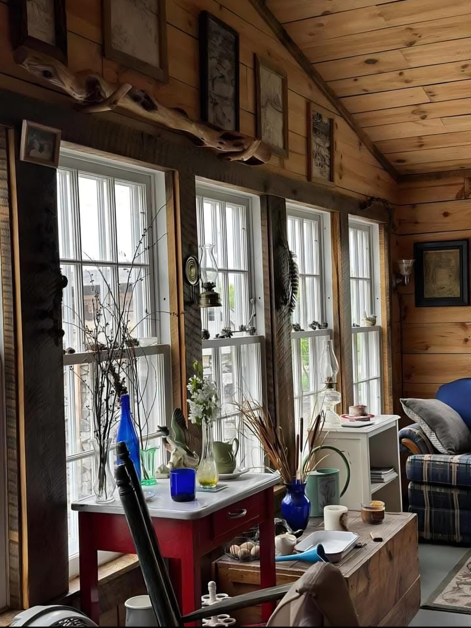 2071 Sherwood Street