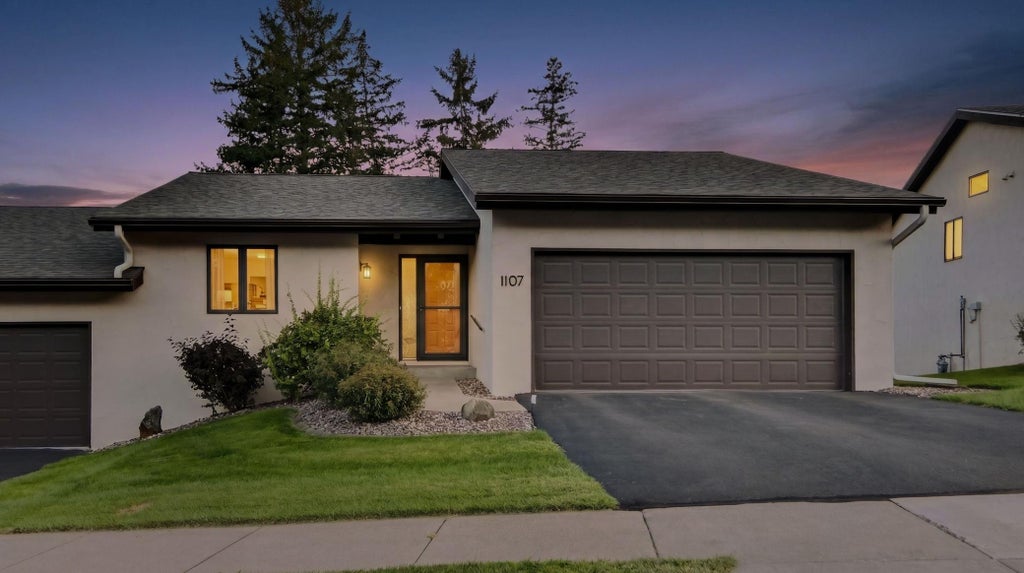 Photo of 1107 Knollwood Trail, Altoona, WI 54720 (MLS # 7138743)