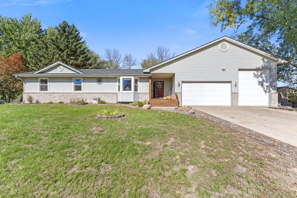 61 212TH LN NW, CEDAR, MN 55011 - Image dc75e40d1b4598bf18ee0b3debf1f33a/1236082402