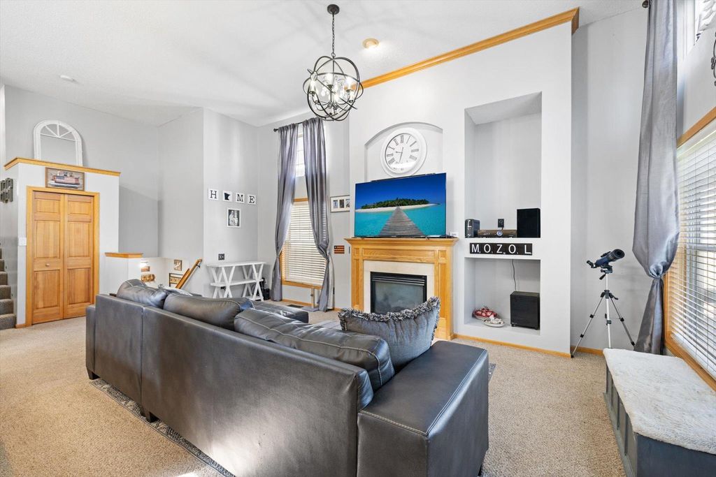 Photo of 10154 Country Club Curve, Woodbury, MN 55129 (MLS # 7109207)