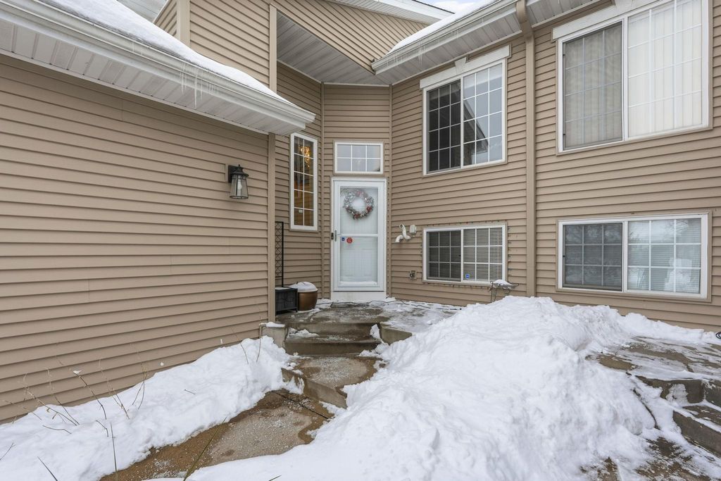 Photo of 3909 93rd Avenue, Brooklyn Park, MN 55443 (MLS # 7001697)