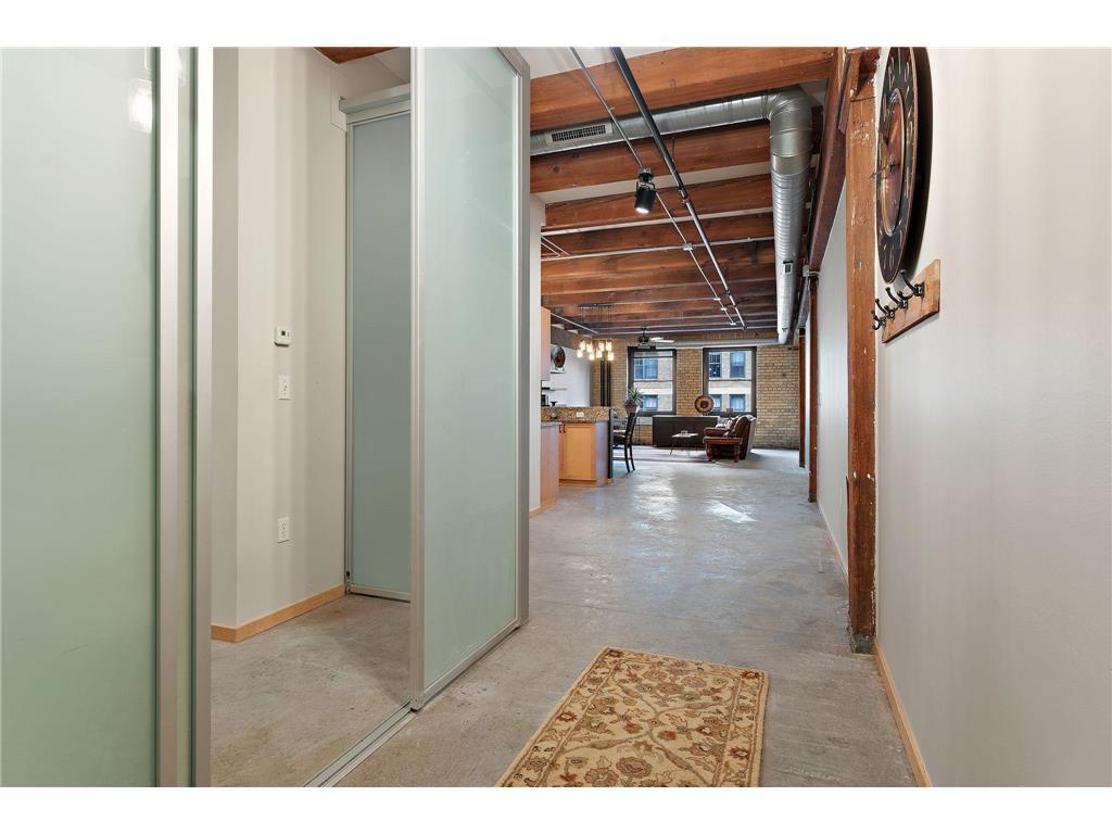 406 Wacouta Street 505