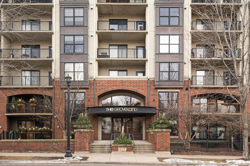 Photo of 317 Groveland Avenue #305, Minneapolis, MN 55403 (MLS # 7007639)