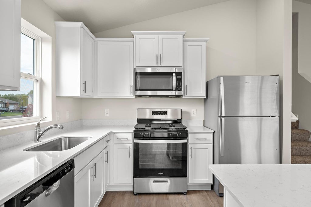 Photo of 906 Spruce Circle N, Cambridge, MN 55008 (MLS # 7164553)