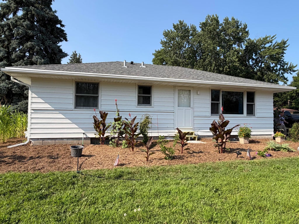 Photo of 959 North Street, Anoka, MN 55303 (MLS # 7118139)