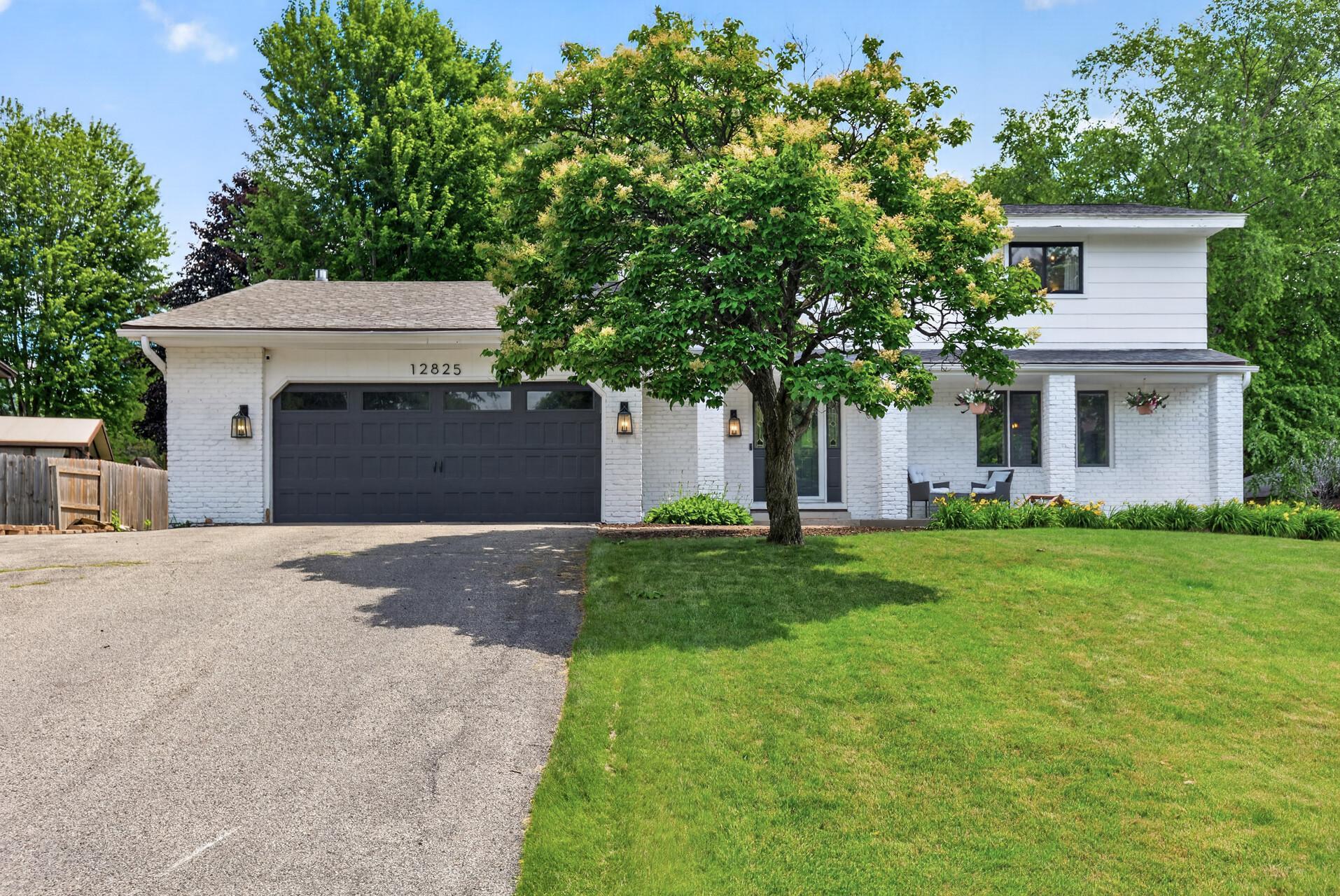 12825 Apple View Lane