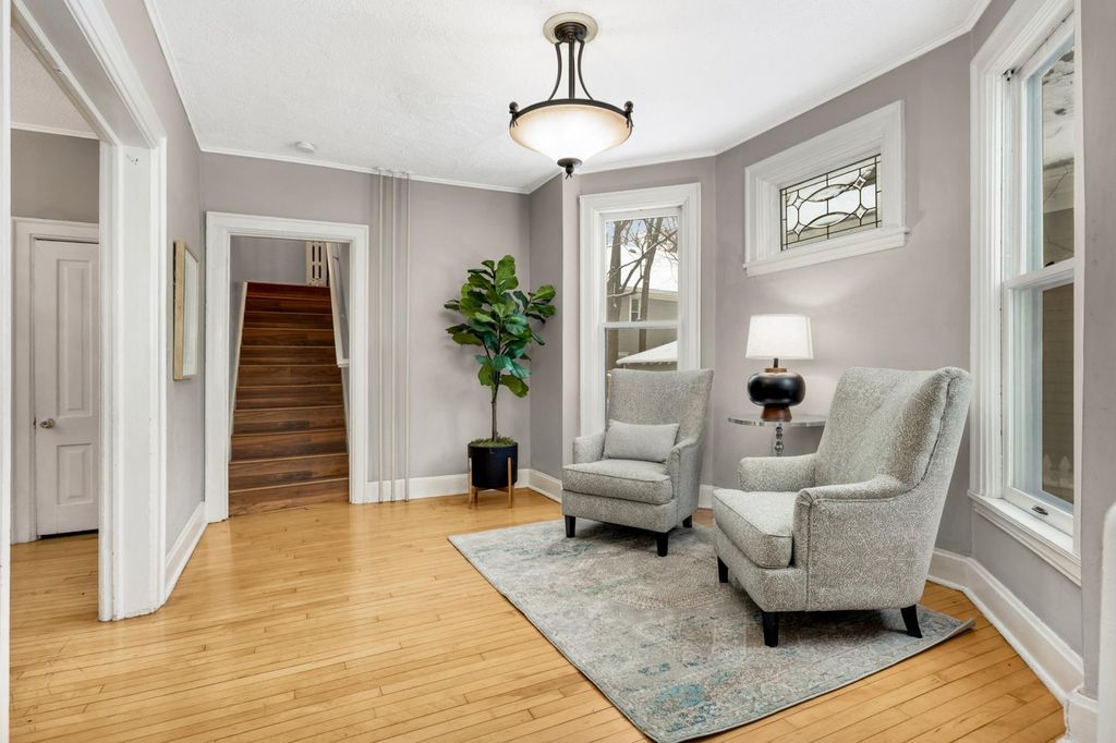 Photo of 511 W 22nd Street, Minneapolis, MN 55405 (MLS # 7028134)