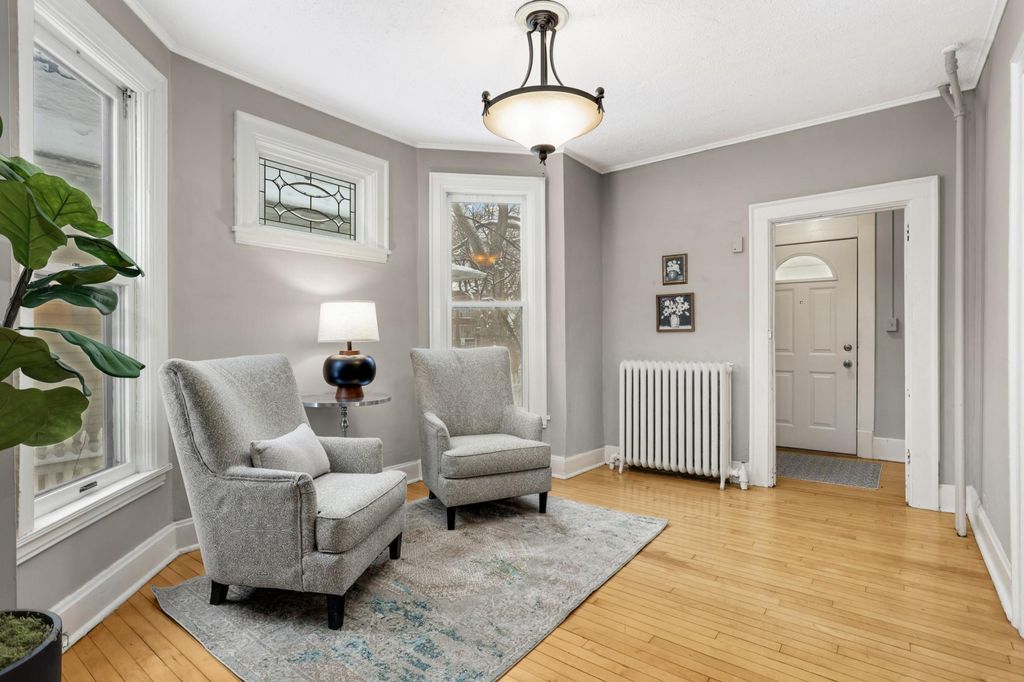 Photo of 511 W 22nd Street, Minneapolis, MN 55405 (MLS # 7028134)