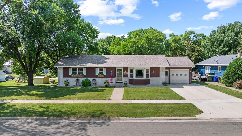 Photo of 409 N Monroe Street, Minneota, MN 56264 (MLS # 7102441)