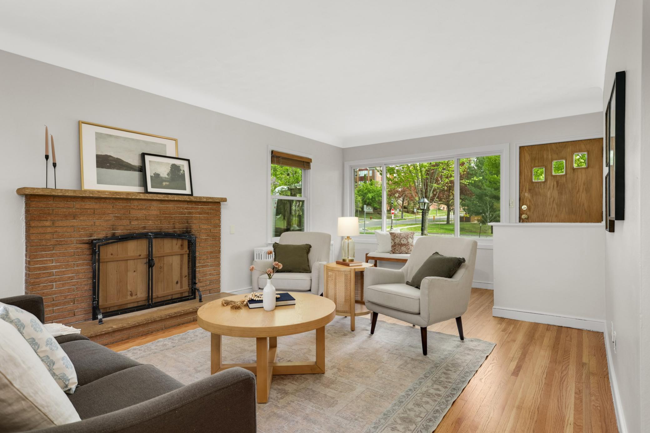 1469 Midway Parkway