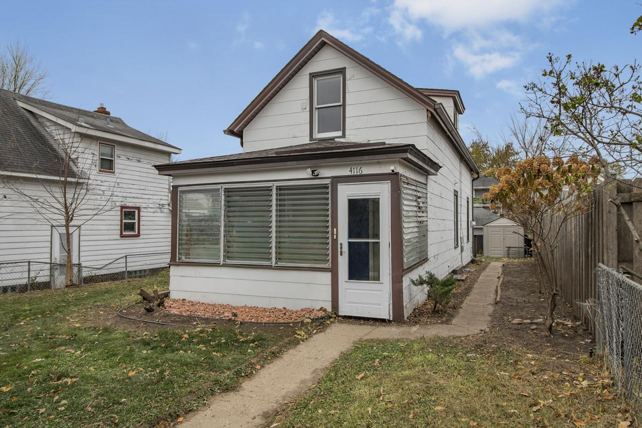 4116 Elliot Avenue