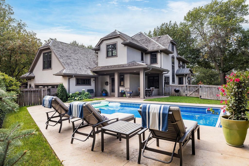 Photo of 4601 E Lake Harriet Parkway, Minneapolis, MN 55419 (MLS # 6788949)