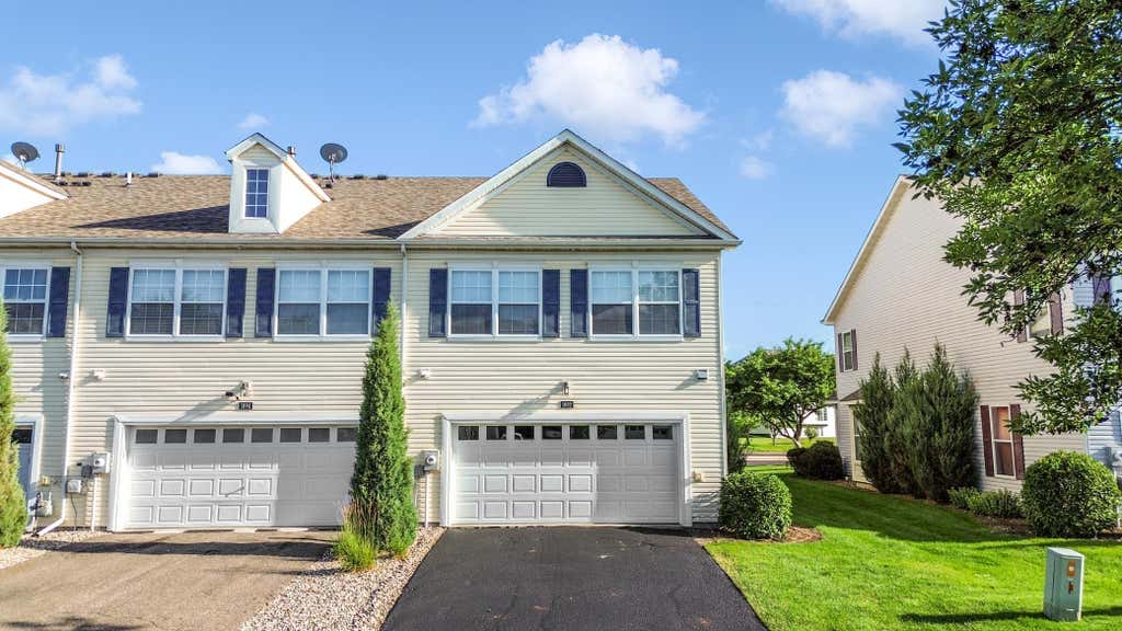 Photo of 1692 Liberty Circle, Shakopee, MN 55379 (MLS # 7104678)