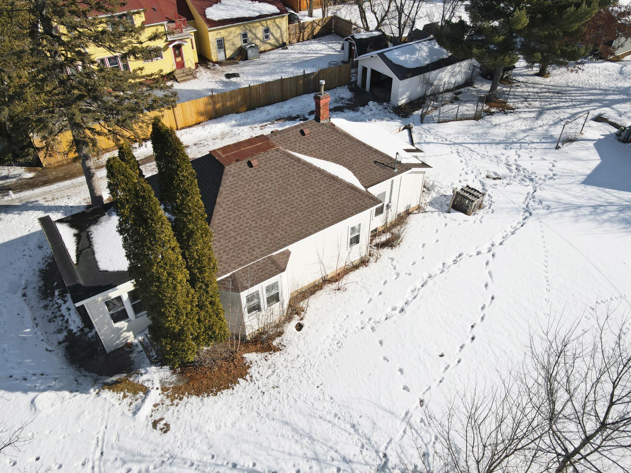 126 Tousley Avenue N