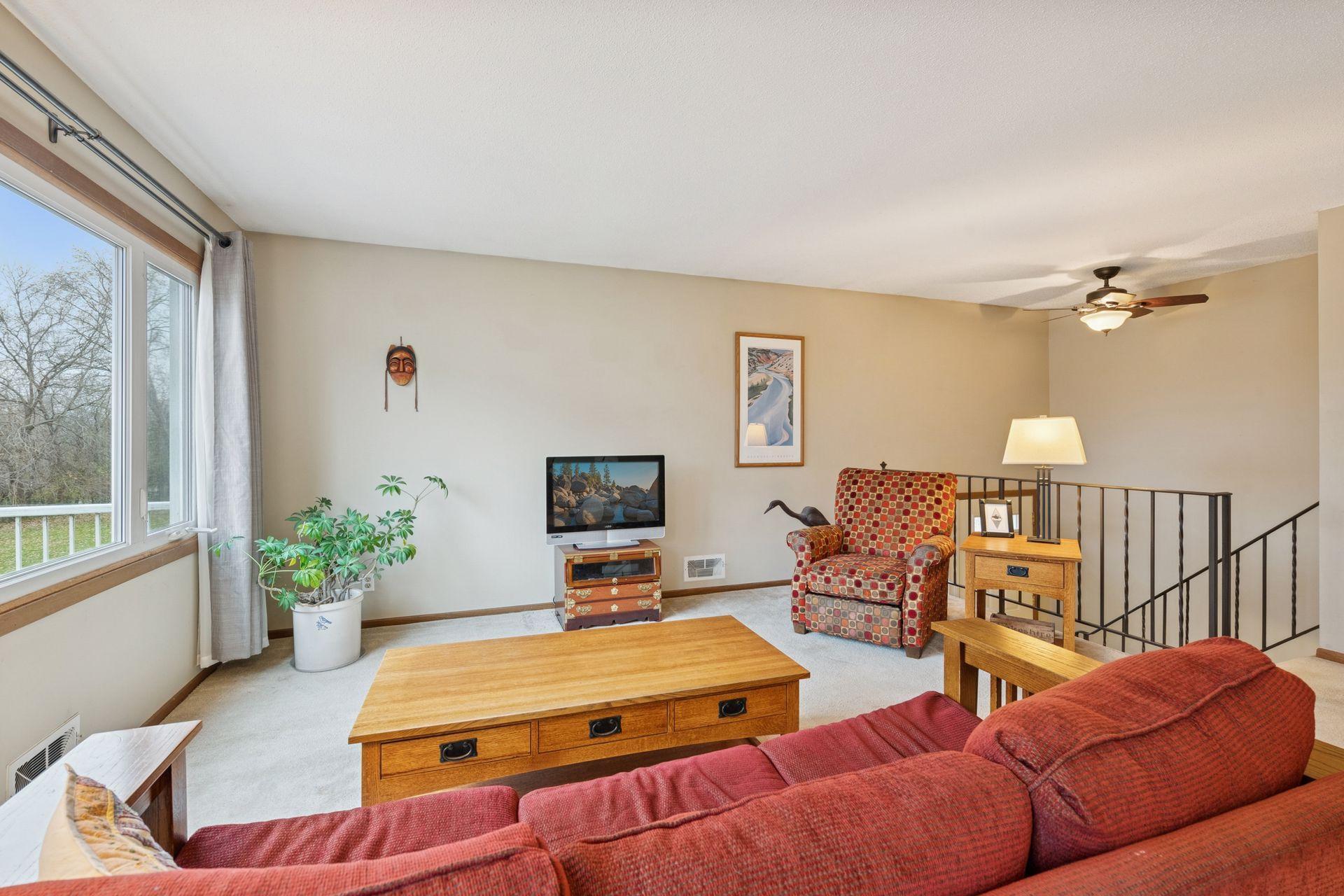 9947 Cavell Avenue S