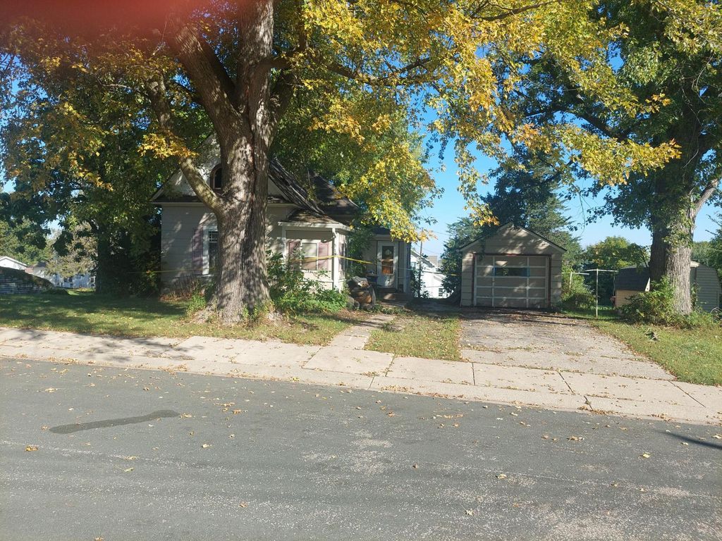 Photo of 512 Park Avenue, Goodhue, MN 55027 (MLS # 7054543)