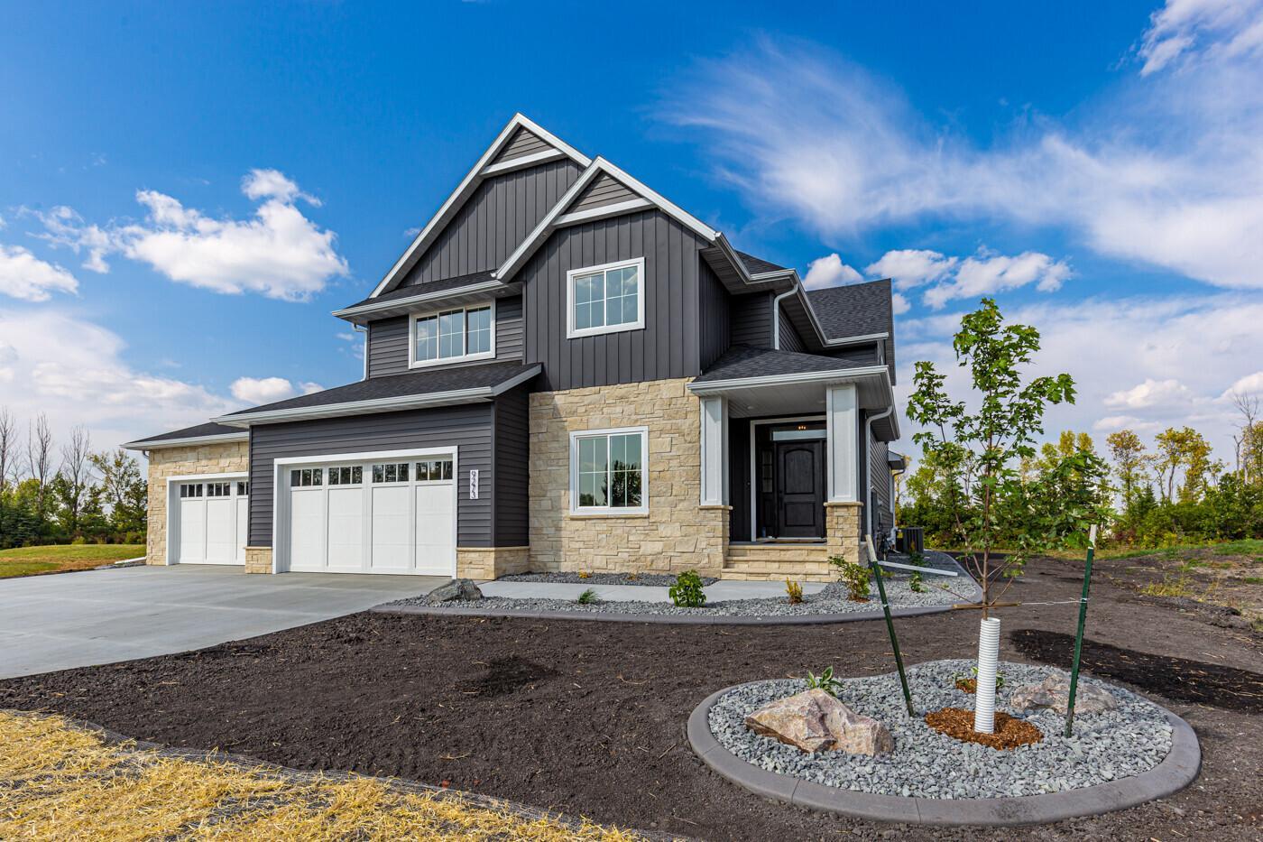 Fargo, North Dakota, 58104, United States, 6 Bedrooms Bedrooms, ,5 BathroomsBathrooms,Residential,Active,2010195
