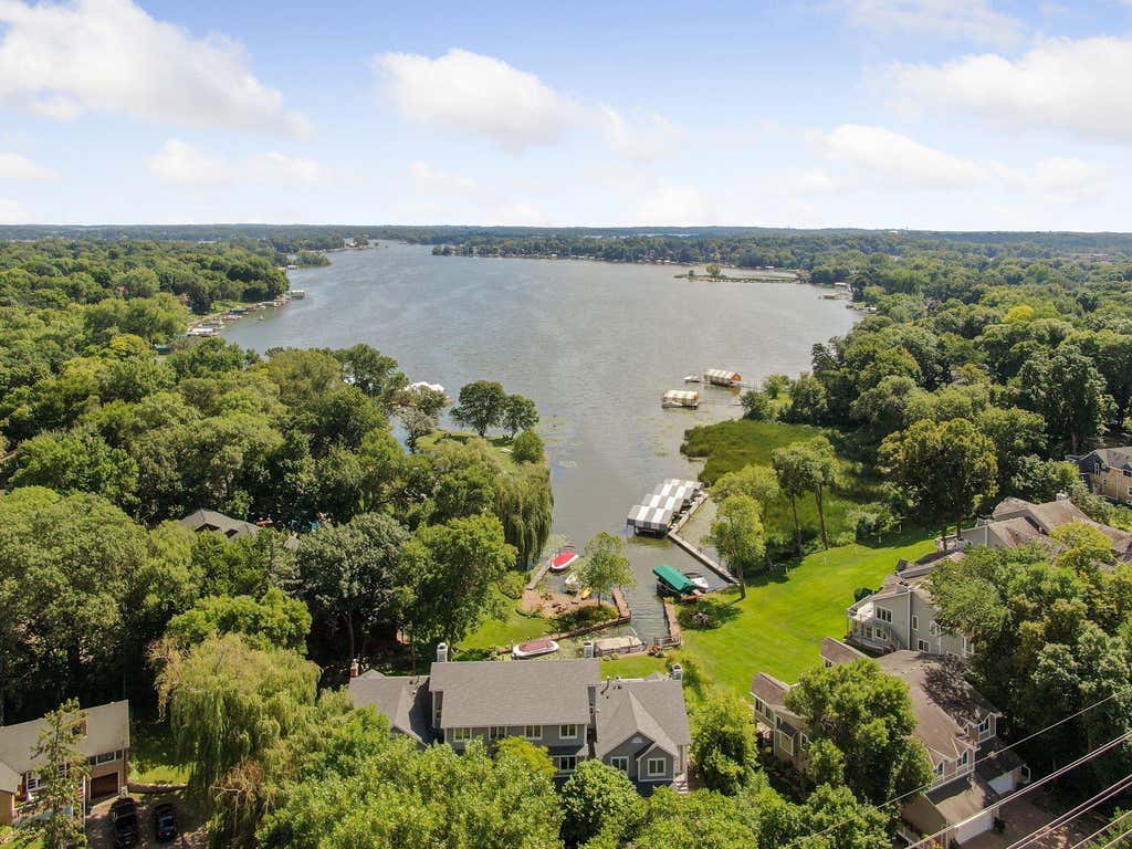 Photo of 1760 Commerce Boulevard, Mound, MN 55364 (MLS # 7106310)