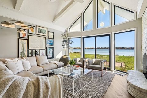 5432 Lake Avenue Shoreview MN 55126