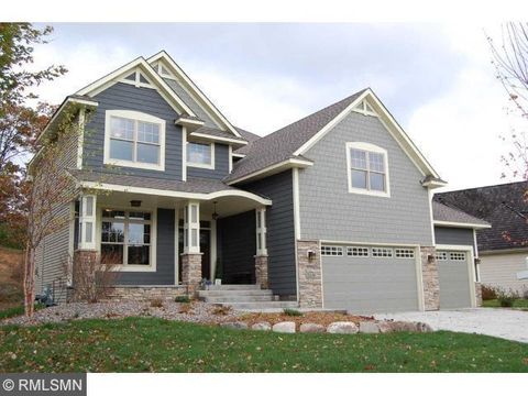 2044 Eldridge Street W Roseville MN 55113