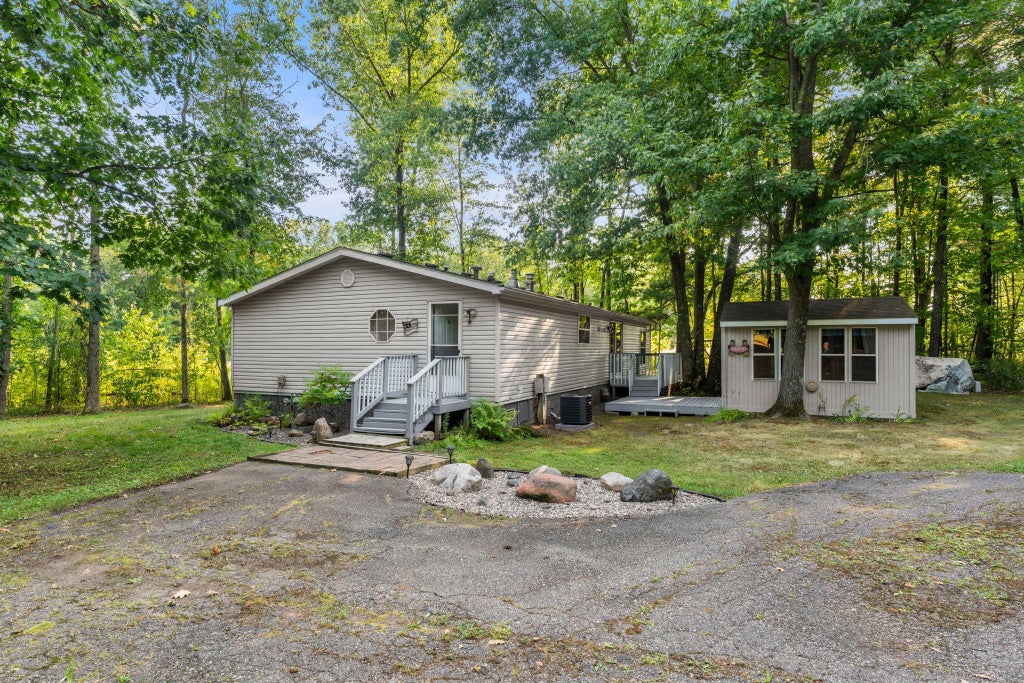 Photo of 17473 Peggy Lane, Grasston, MN 55030 (MLS # 7130030)
