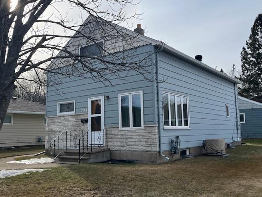 Photo of 1204 2nd Street W, Eveleth, MN 55734 (MLS # 7044256)