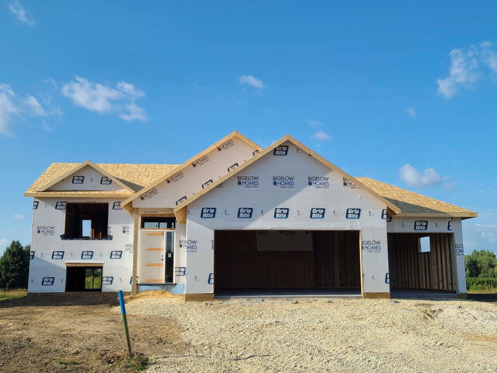 Photo of 905 14th Street NW, Kasson, MN 55944 (MLS # 7156115)
