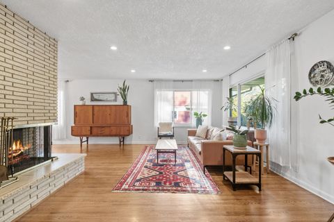 2420 Como Avenue Saint Paul MN 55108