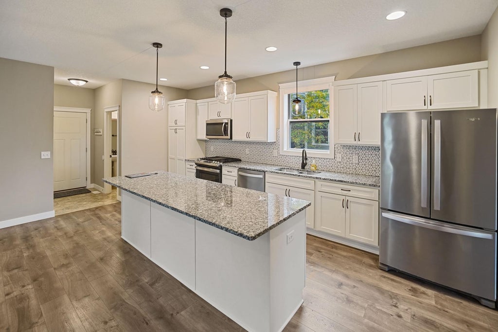 Photo of 316 Prairie Way S, Bayport, MN 55003 (MLS # 7151966)