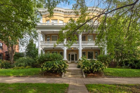 579 Summit Avenue 105 Saint Paul MN 55102