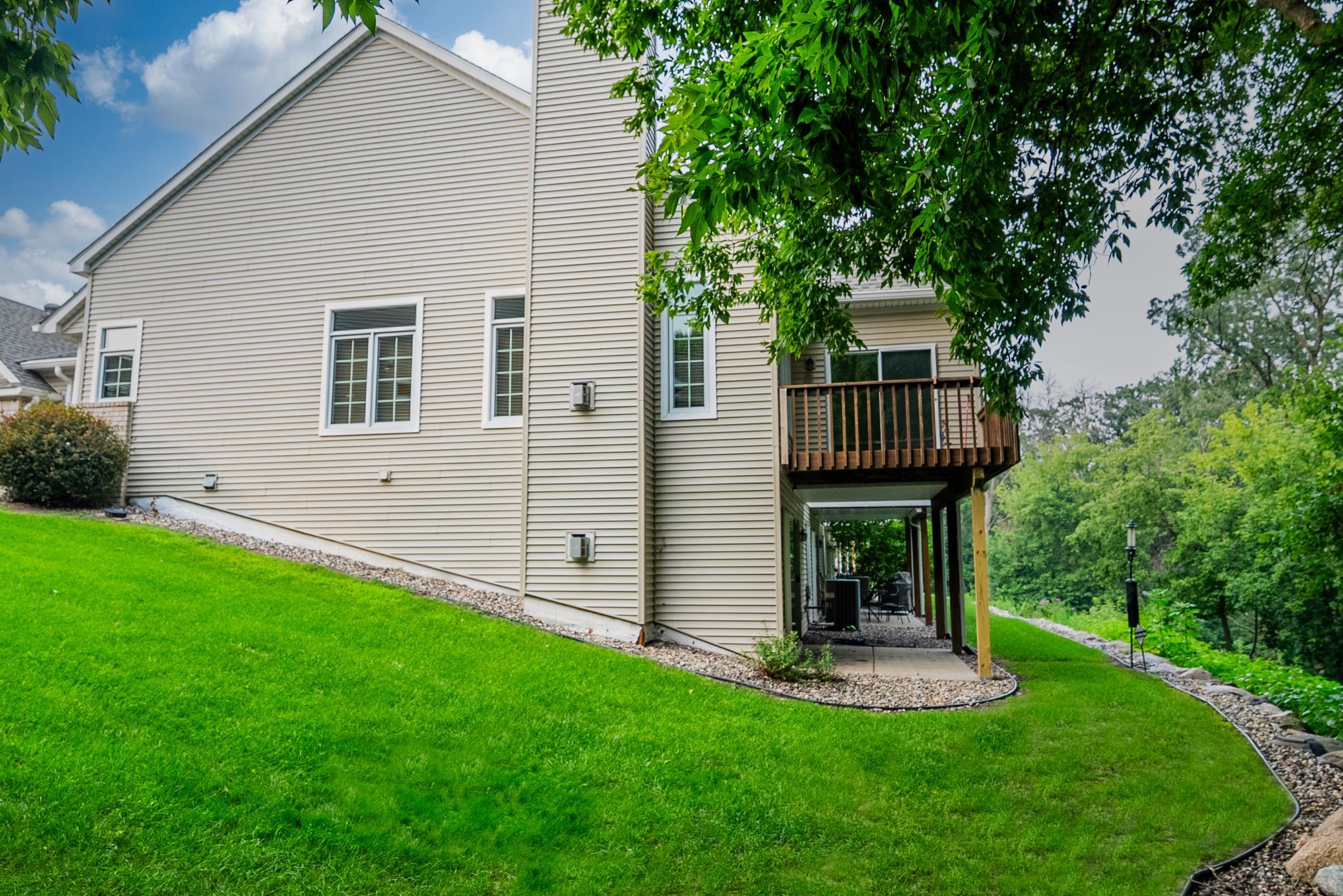 2413 Skyline Drive