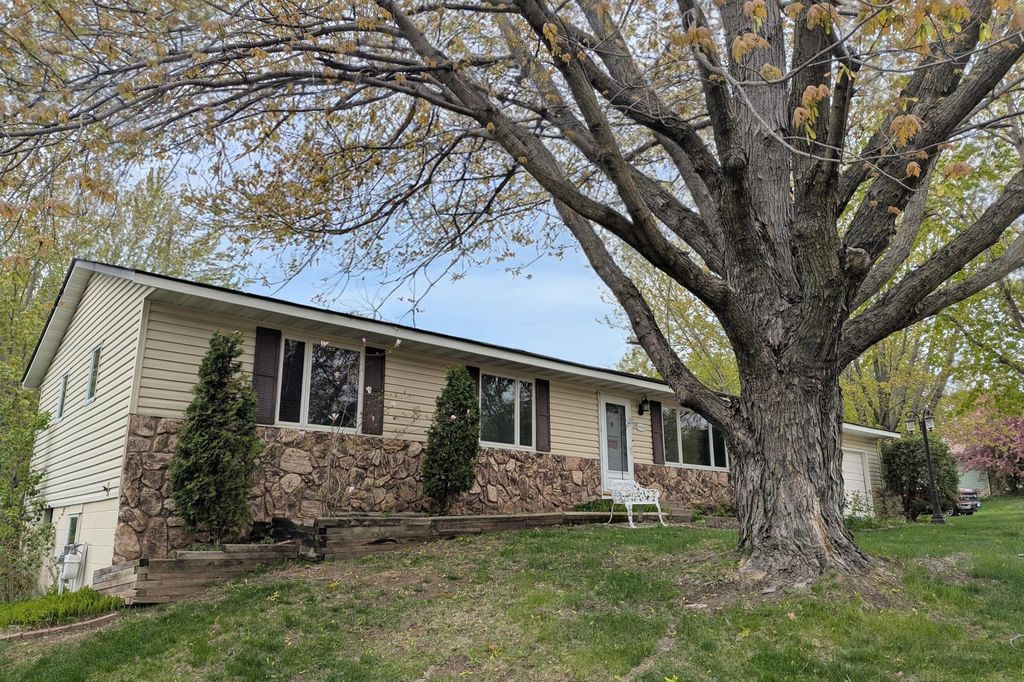 Photo of 19055 Jordan Trail, Lakeville, MN 55044 (MLS # 7069894)