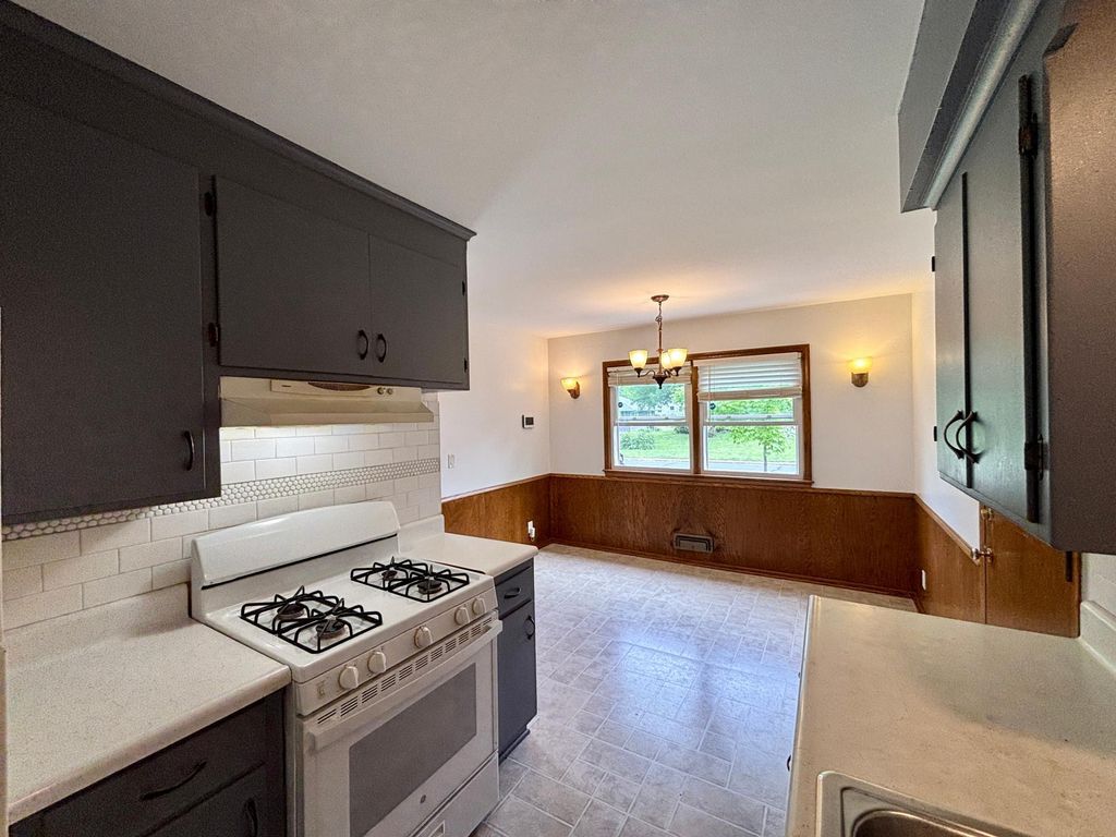 Photo of 9010 60 1/2 Avenue N, New Hope, MN 55428 (MLS # 7099713)