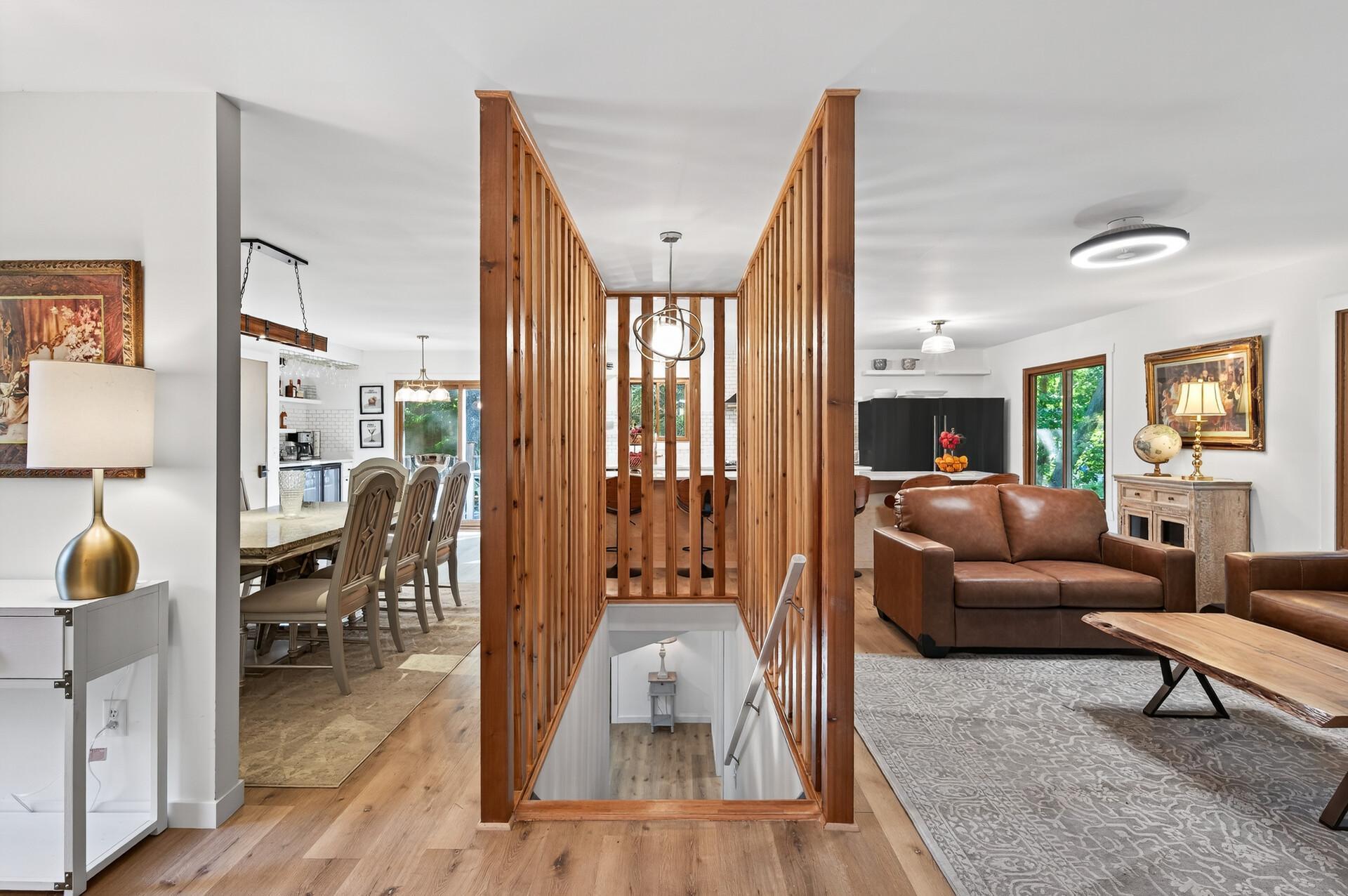 3225 Wellington Lane N