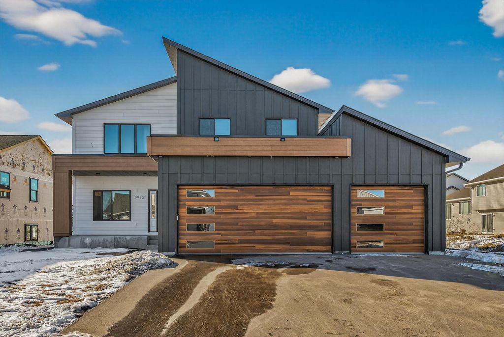 Photo of 9933 14th Circle NE, Saint Michael, MN 55376 (MLS # 7018899)