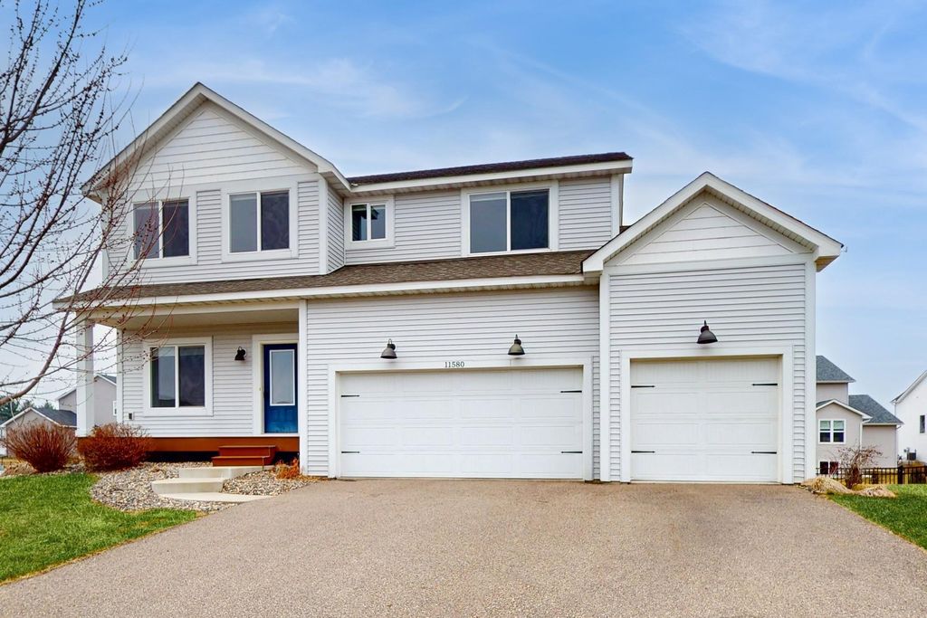Photo of 11580 33rd Street N, Lake Elmo, MN 55042 (MLS # 7070588)