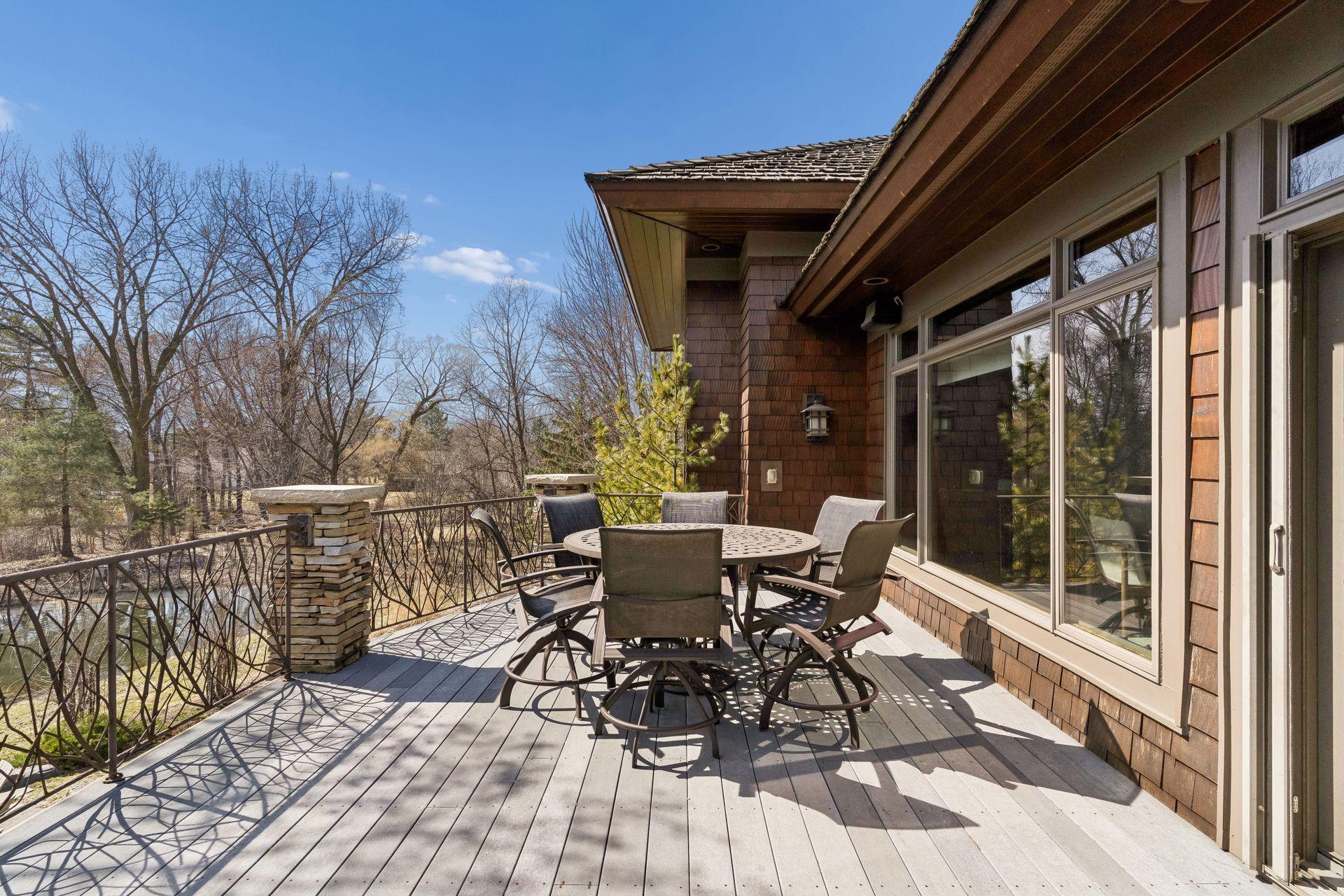 Saint Paul, Minnesota, 55118, United States, 3 Bedrooms Bedrooms, ,3 BathroomsBathrooms,Residential,Active,2036049