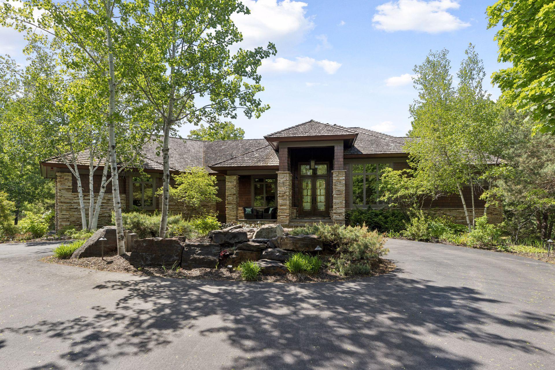 Saint Paul, Minnesota, 55118, United States, 3 Bedrooms Bedrooms, ,3 BathroomsBathrooms,Residential,Active,2036049