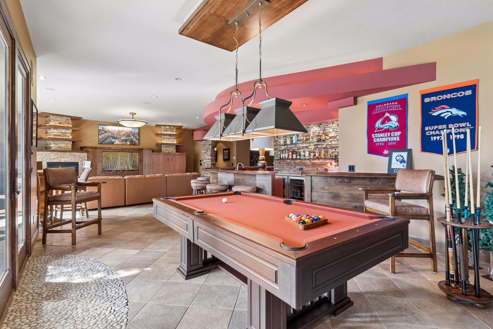 Saint Paul, Minnesota, 55118, United States, 3 Bedrooms Bedrooms, ,3 BathroomsBathrooms,Residential,Active,2036049